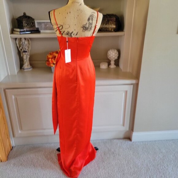 Lovers & Friens The Mackenzie Gown - US XS - Picture 3 of 9